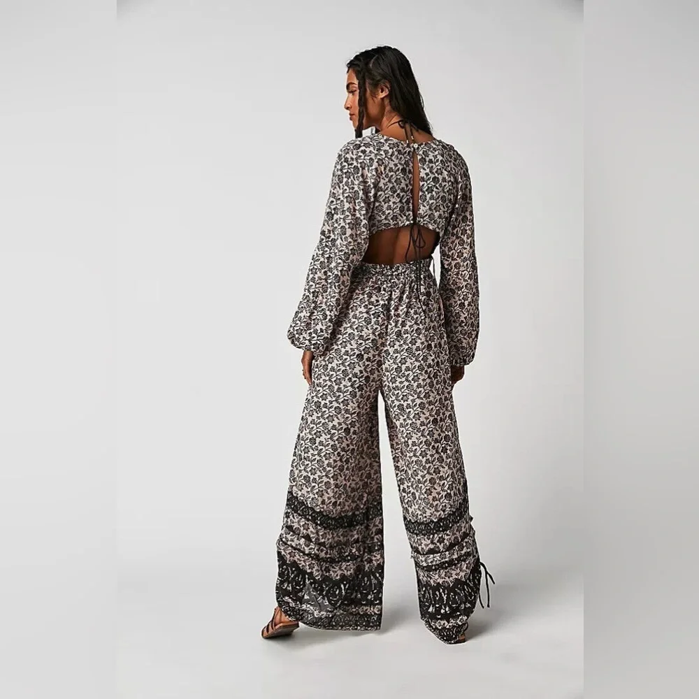COPY - Free People Soulmate Jumpsuit - Picture 4 of 10
